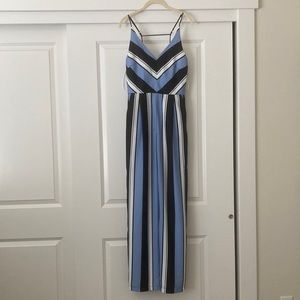 Adelyn Rae Jumpsuit size Small: Never Worn!